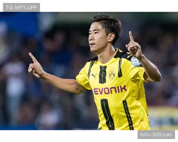 德甲转会市场动态：厄兹詹可能在冬季窗口离开多特，科隆等队密切关注